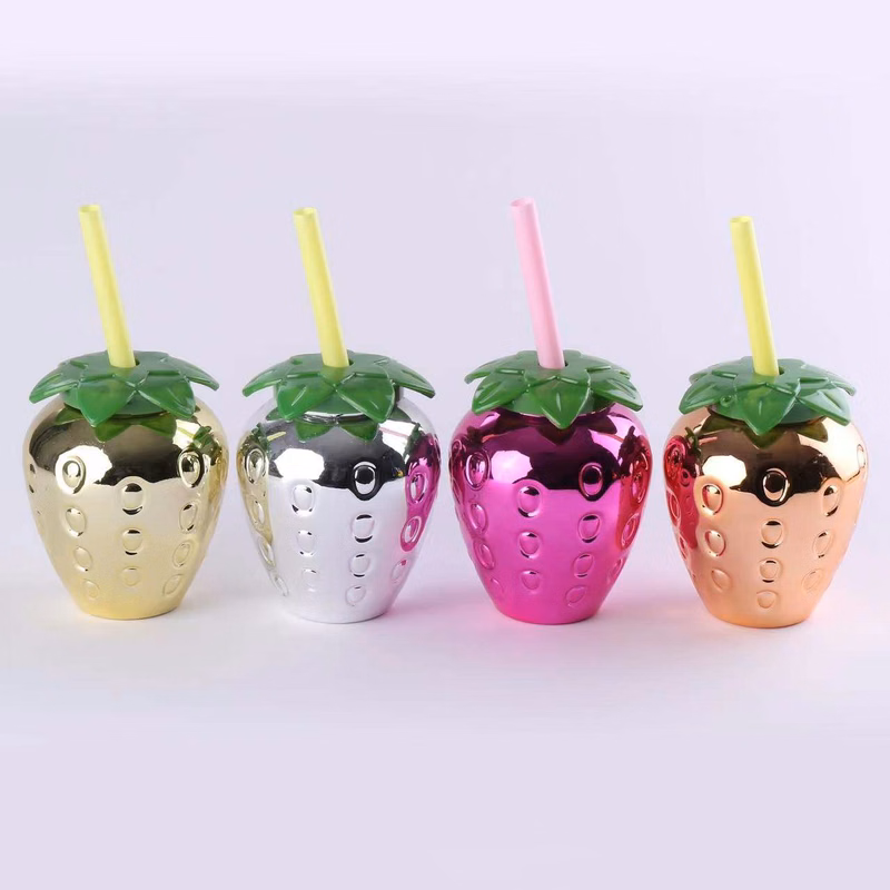 17Oz Strawberry Disco Ball Cups