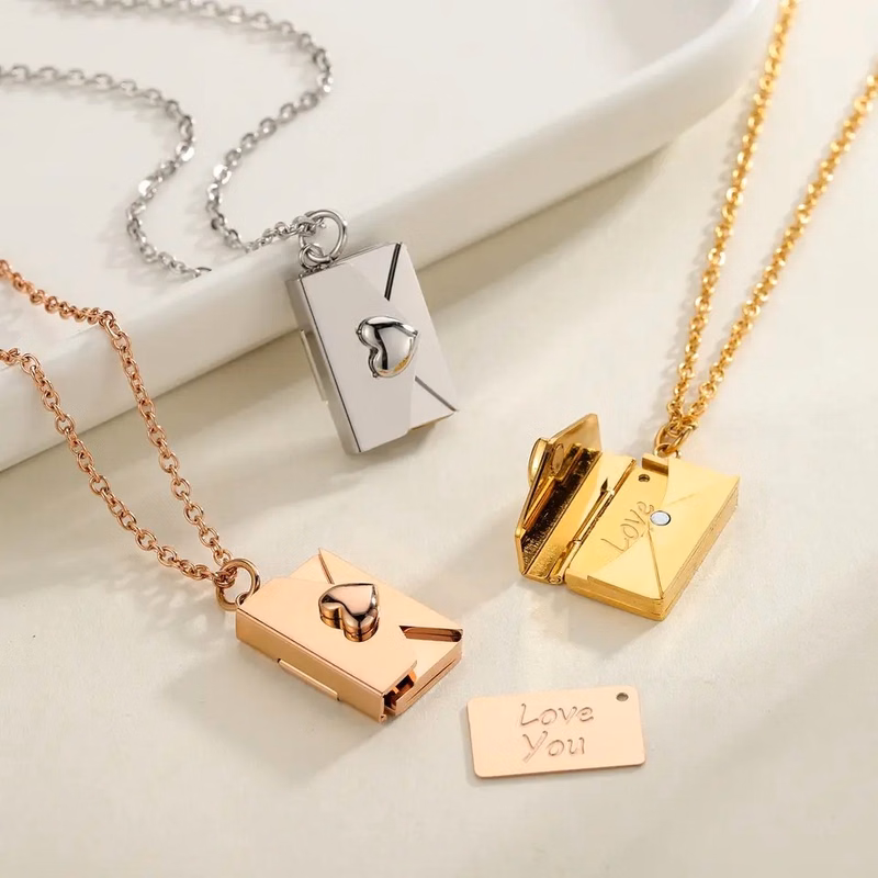 Titanium Steel Non-fading Commemorative Pendant Necklace
