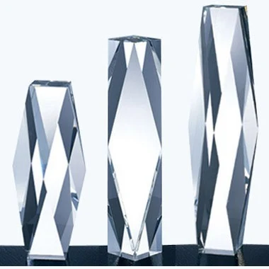 CRYSTAL PRESIDENT TOWER TROPHY SMALL 1