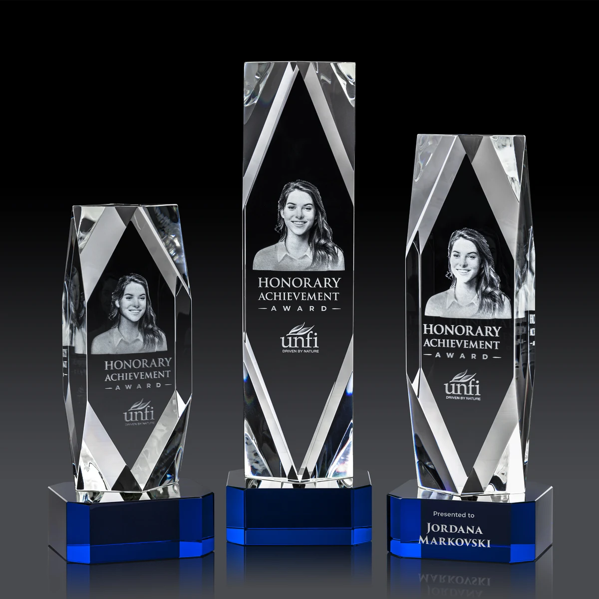 Delta 3D Award on Base - Blue 1
