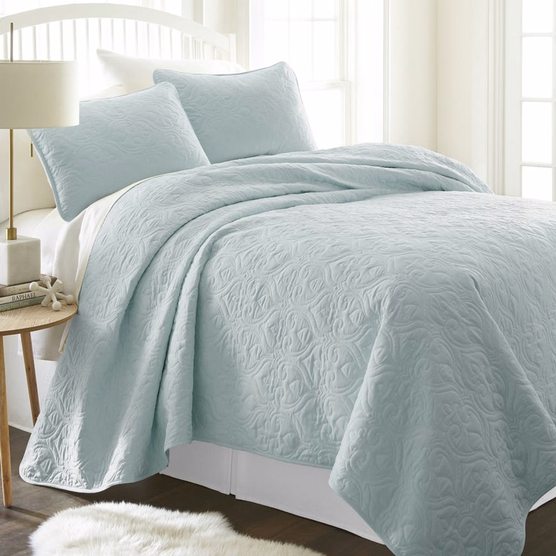 Premium Quilted Coverlet Sets - Pale Blue King Damask Pattern 3 Piece