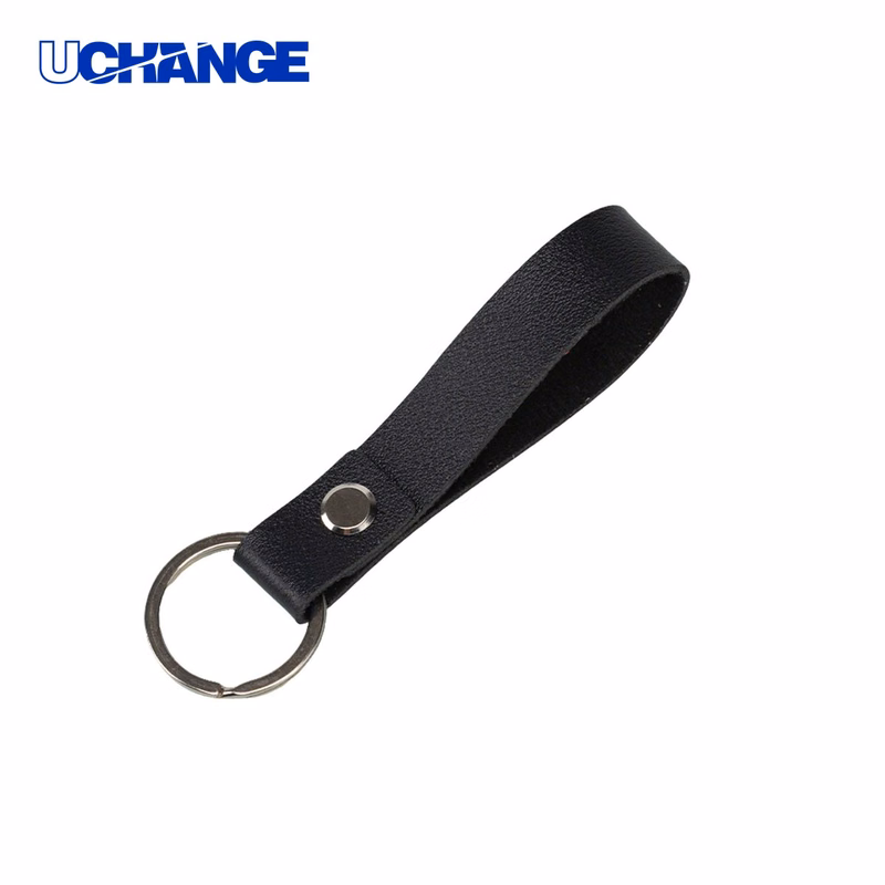 Polyurethane Leather Keychain with Metal Clip for Daily Carry