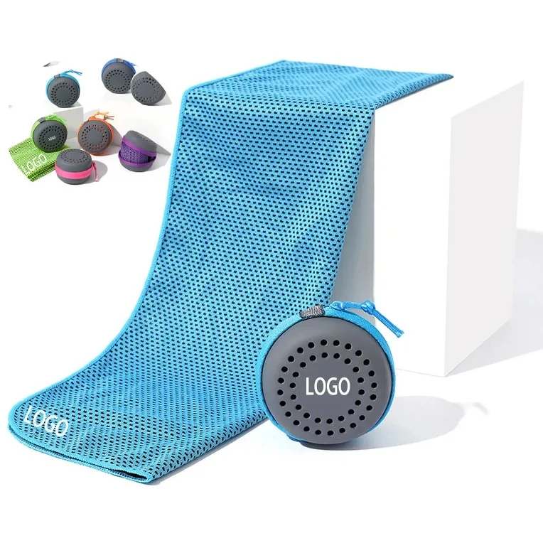 Cooling Towel with Carry Case and Carabiner 1