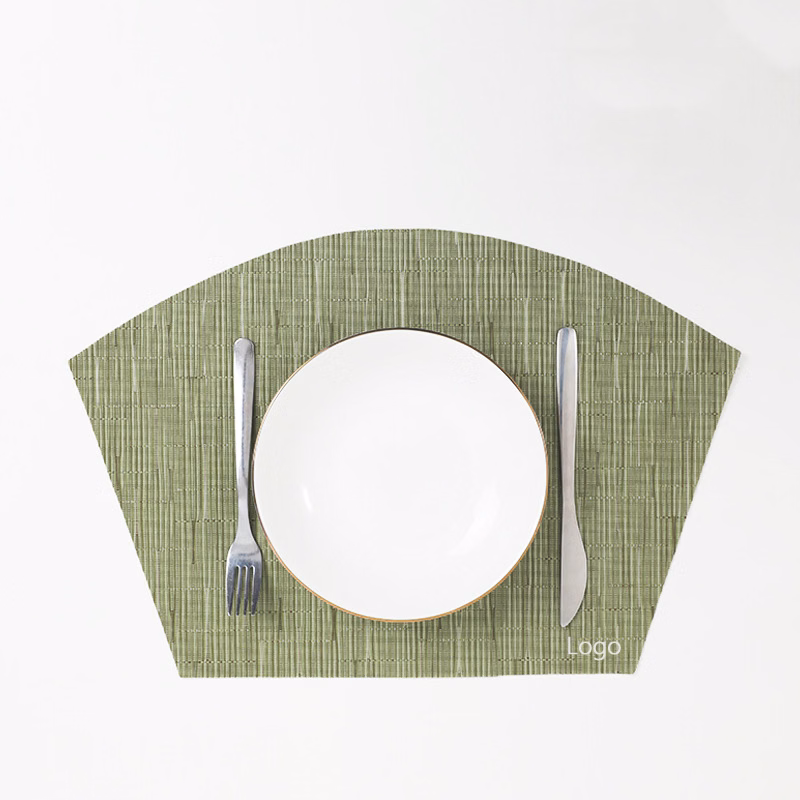 Scalloped PVC Placemat Table Mat