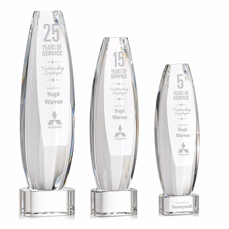 Hoover Award on Paragon Base - Clear