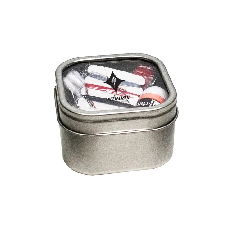 The Perfect Fashion Emergency Kit 1