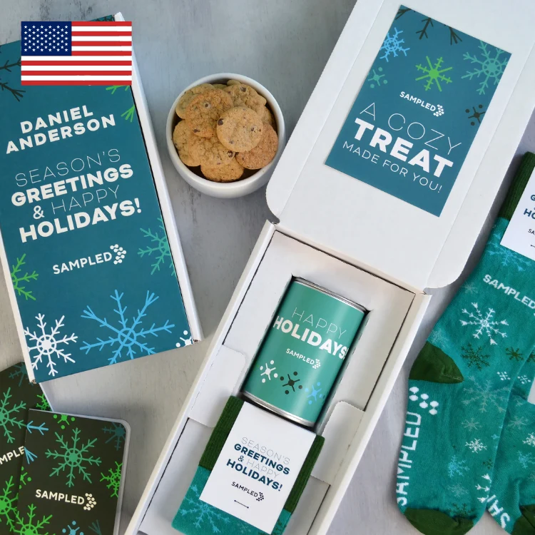 Cozy Gift Box - Holiday Kit, Christmas Socks, Cookies 1