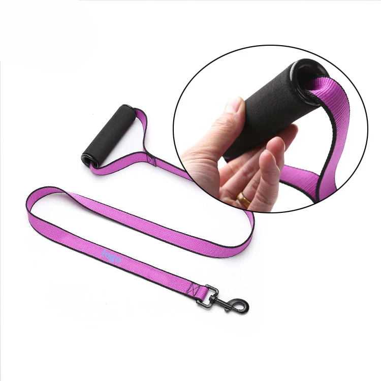 Foam Handle Pet Leash 1