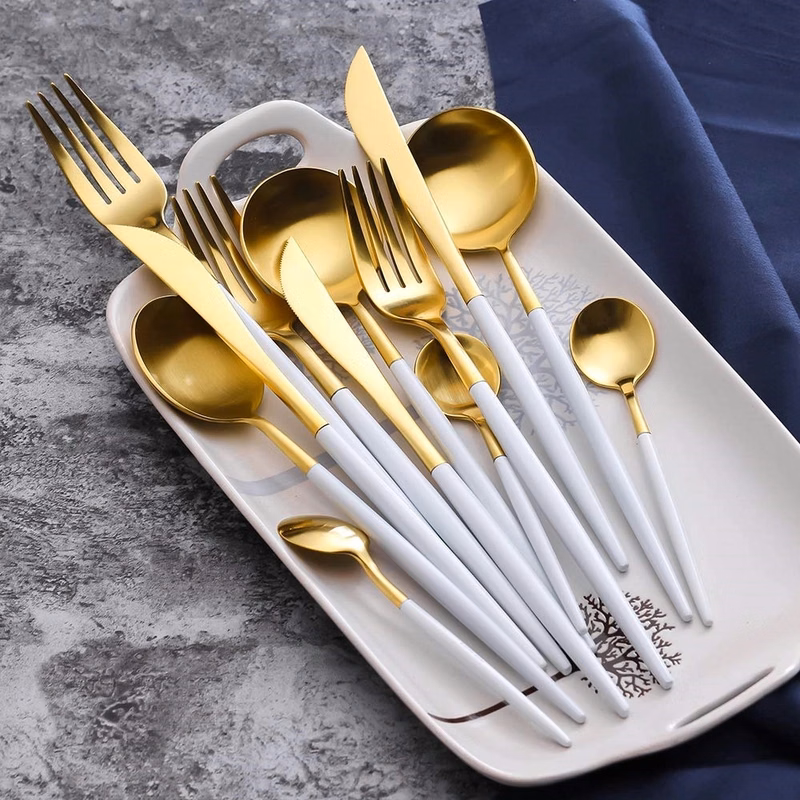 4-Piece stainless Flatware Set