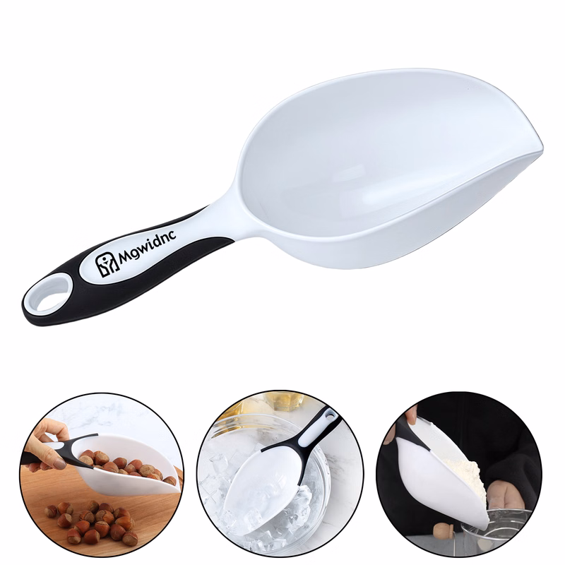 Thick Plastic Scoop for Ice