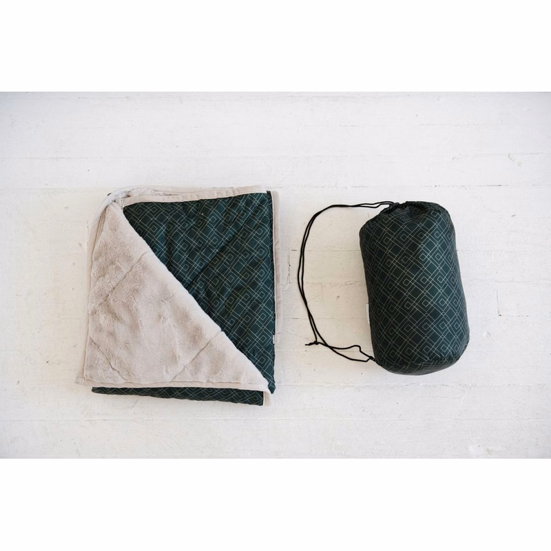 Outdoor Blanket Valley-XL Luxury Blanket (50x80)