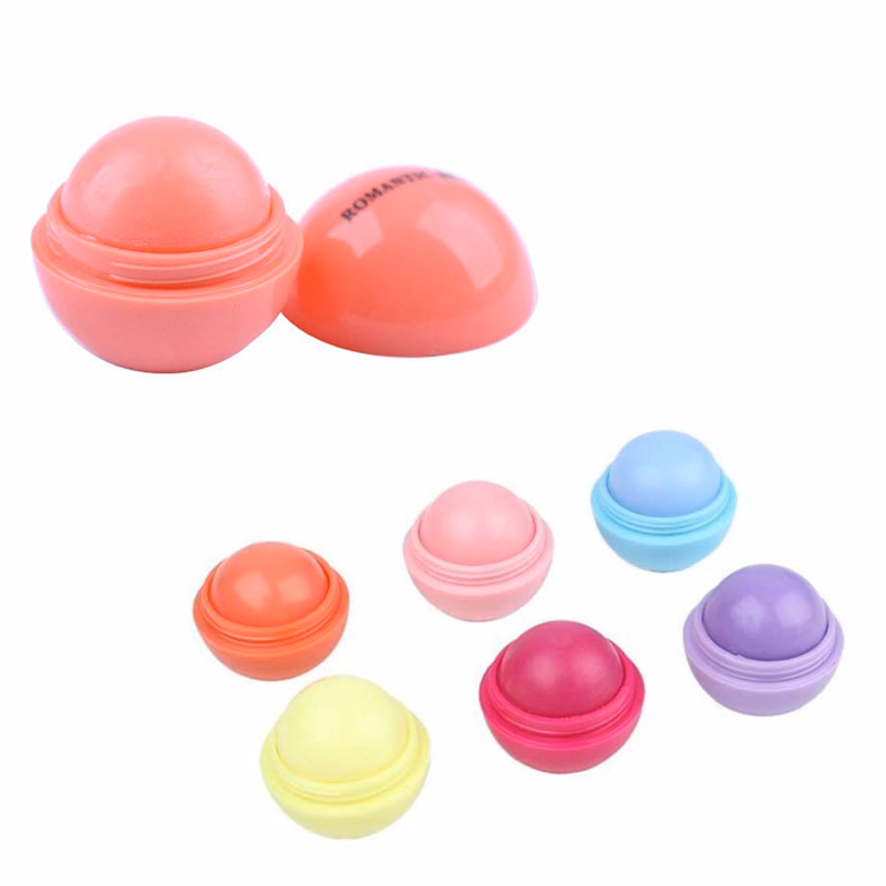 Spherical Four Season Moisturizing Lip Balm 1.57"L X 1.57"W