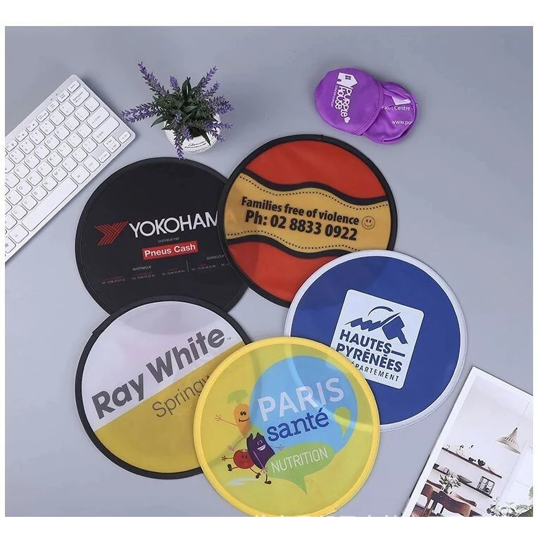 Folding Nylon Disc Fan 1