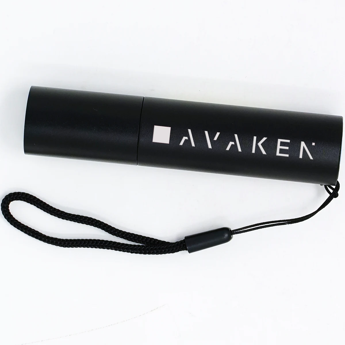 reNew Rechargeable Flashlight 1