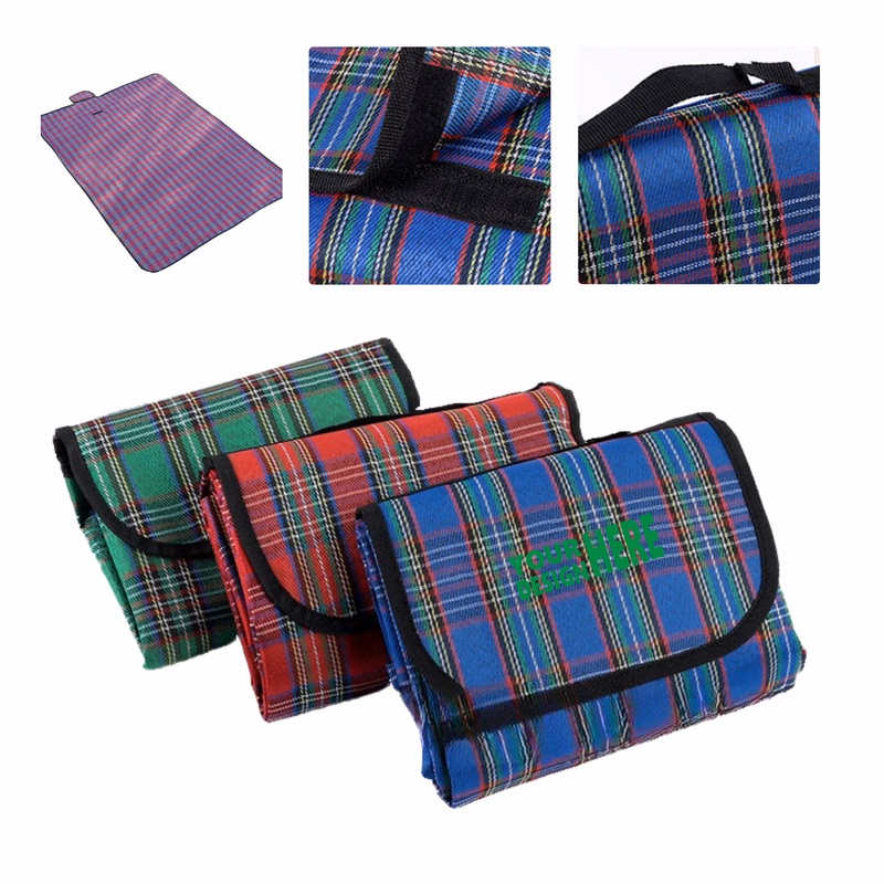 MOQ 50 Foldable Outdoor Camping Blanket Waterproof Picnic Beach Mat