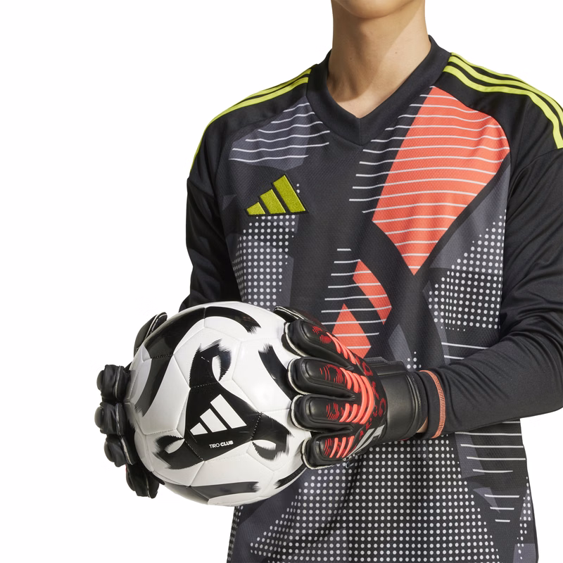 Predator Match Fingersave Goalkeeper Gloves
